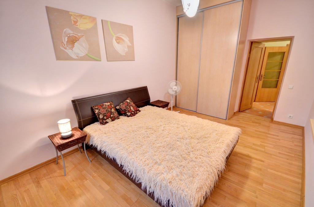 וילנה Great Apartment Near Town Hall מראה חיצוני תמונה